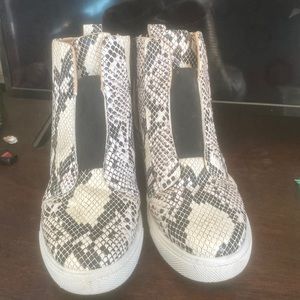 Size 10 womens shoes